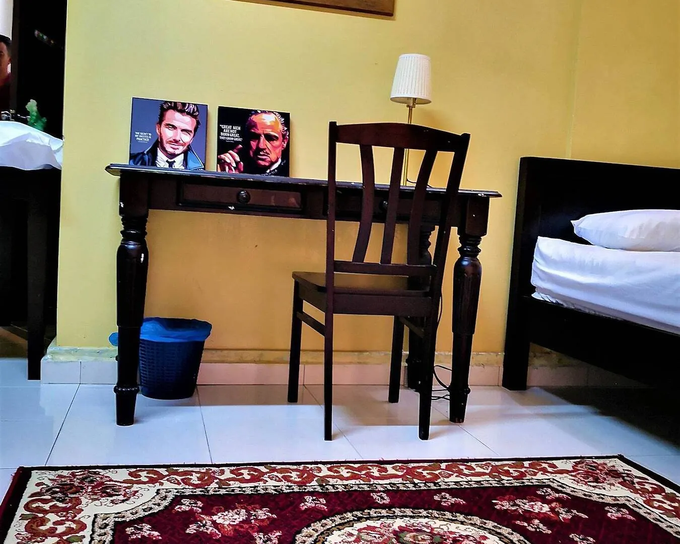Zahaar Kn Inn Batu Ferringhi